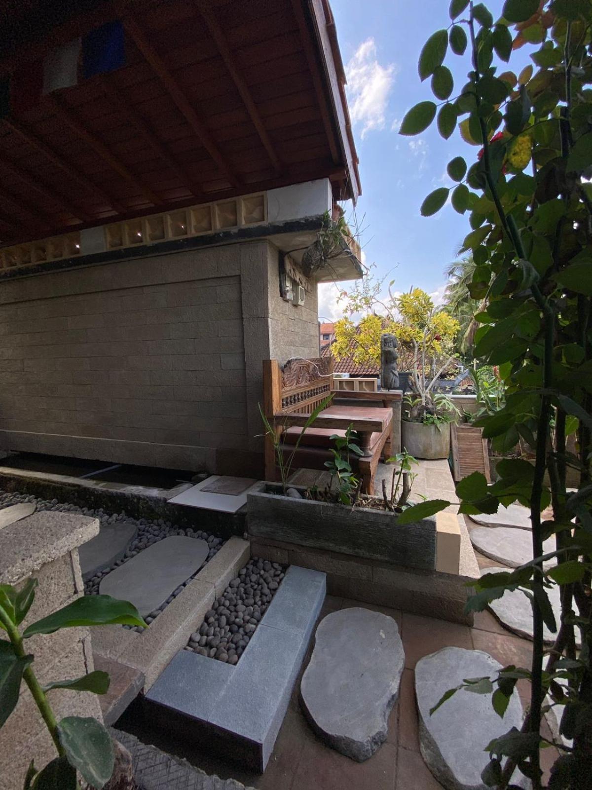Ogek Home Stay Ubud Rom bilde